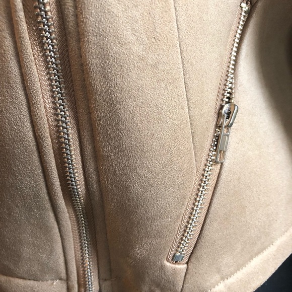 Jacket - Picture 5 of 6